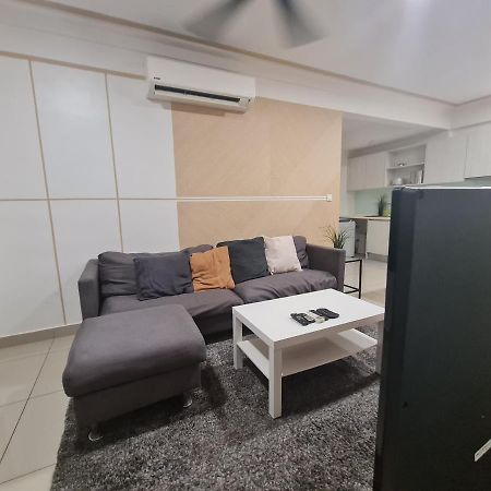 Lovely 3-Bedroom Serviced Apartment @ Cyberjaya Eksteriør bilde