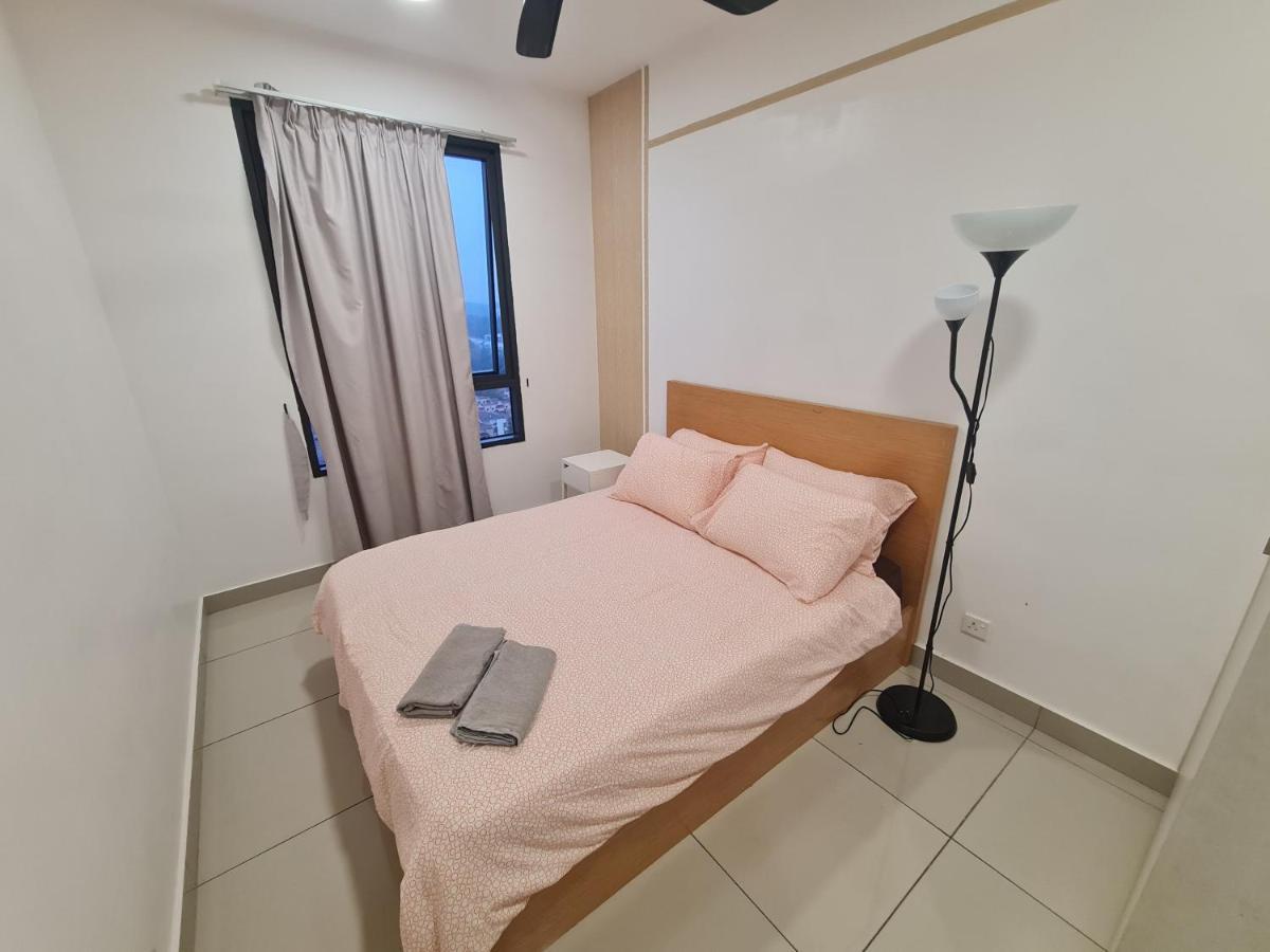 Lovely 3-Bedroom Serviced Apartment @ Cyberjaya Eksteriør bilde